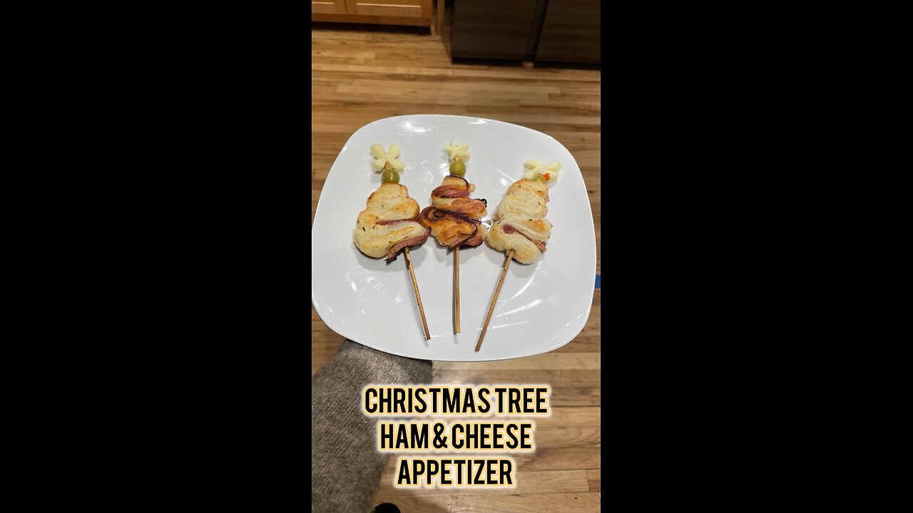 Christmas Tree Ham & Cheese Appetizer