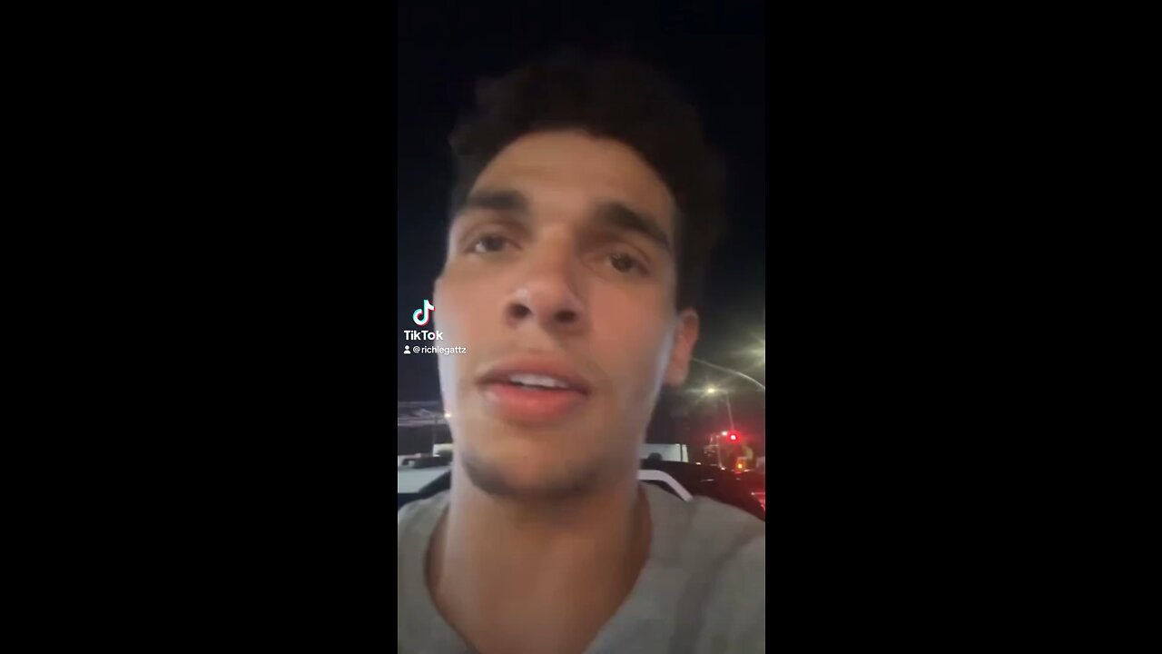 Bro actually went in for a massageš