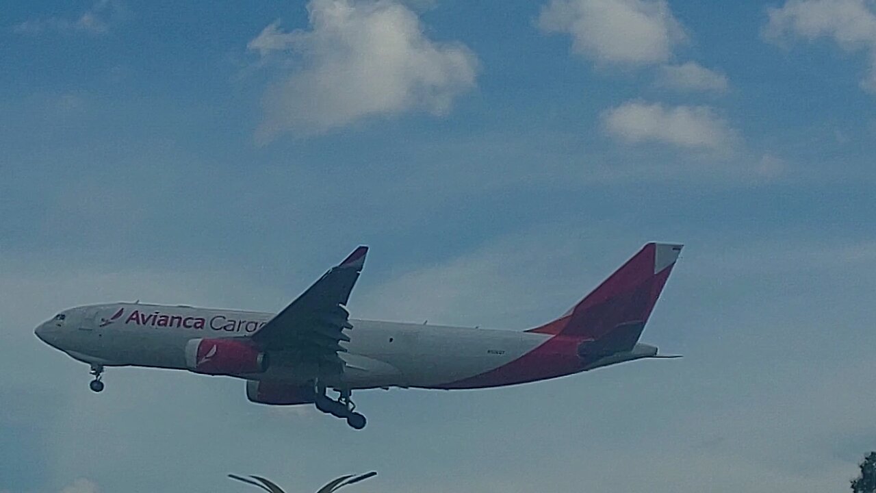 Airbus A330F N336QT vindo de Miami para Manaus