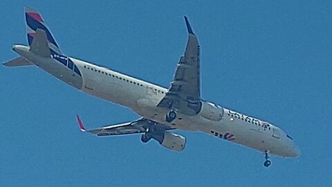 Airbus A321 PT-XPG vindo de Guarulhos para Fortaleza