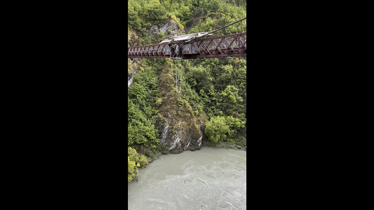 Queenstown New Zealand Bungy Jump! 😲