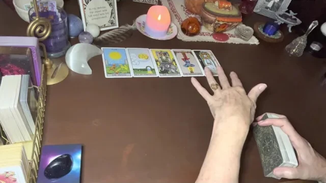 SPIRIT SPEAKS💫MESSAGE FROM YOUR LOVED ONE IN SPIRIT #57 spirit reading with tarot