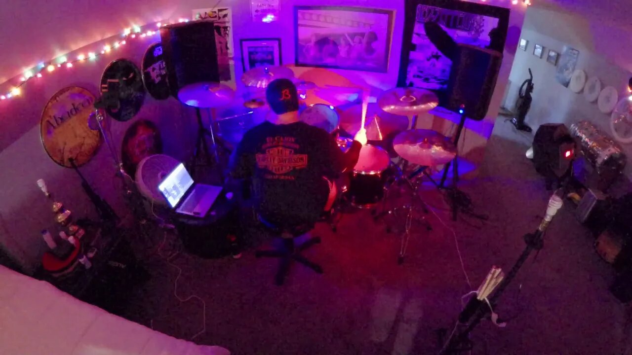 Everlong, a Foo Fighters Drum Cover