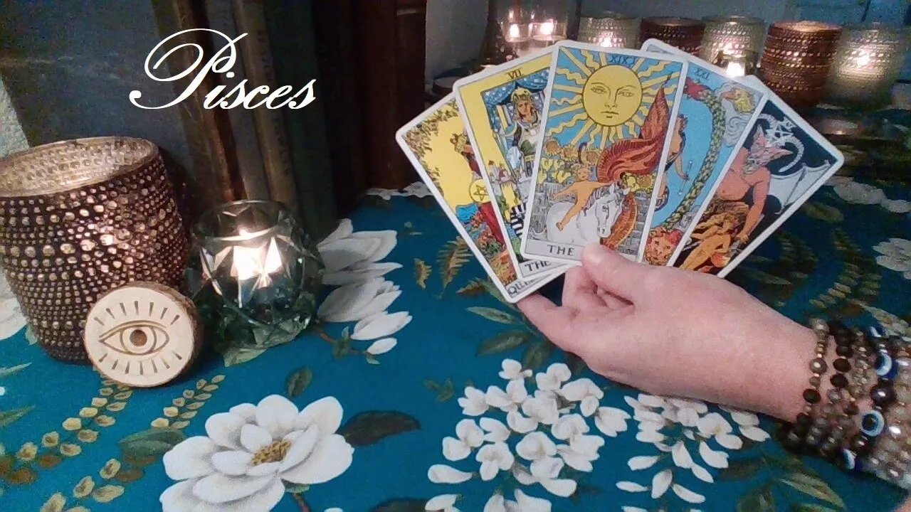 Pisces 🔮 THESE BOLD MOVES WILL MAKE THEM CRAZY Pisces!! August 1st - 8th Tarot Reading