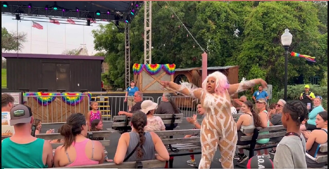 Drag Show at Six Flags Over Texas