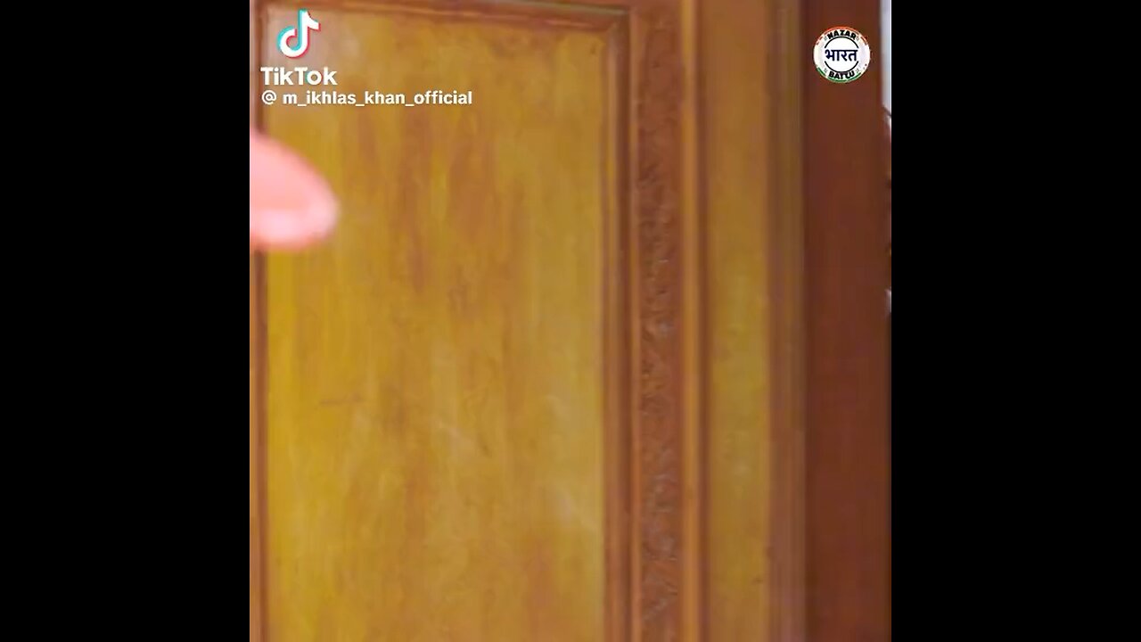 Mr