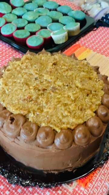 #getmanchocolatecake #tamararoseblodgett