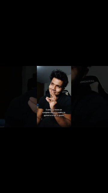 Cuando le Haces un Cumplido Sobre su Outfit a la Gymrat a la que le Gustas ✨