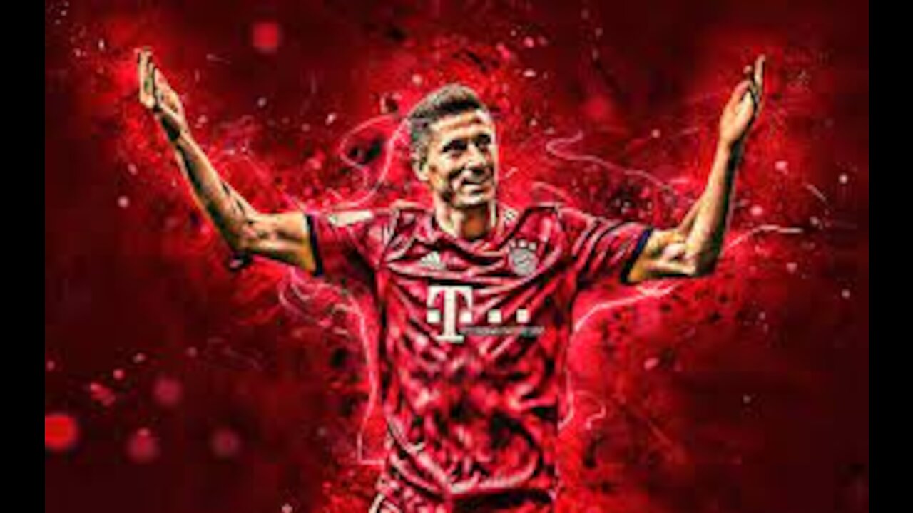 Goalscoring machine Robert Lewandowski! 💯 Top 10 Goals