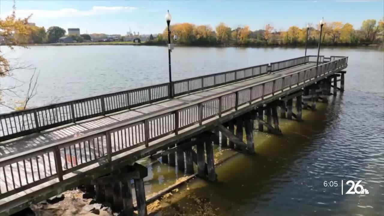 Porlier Pier in Green Bay temporarily closed, may be getting removed