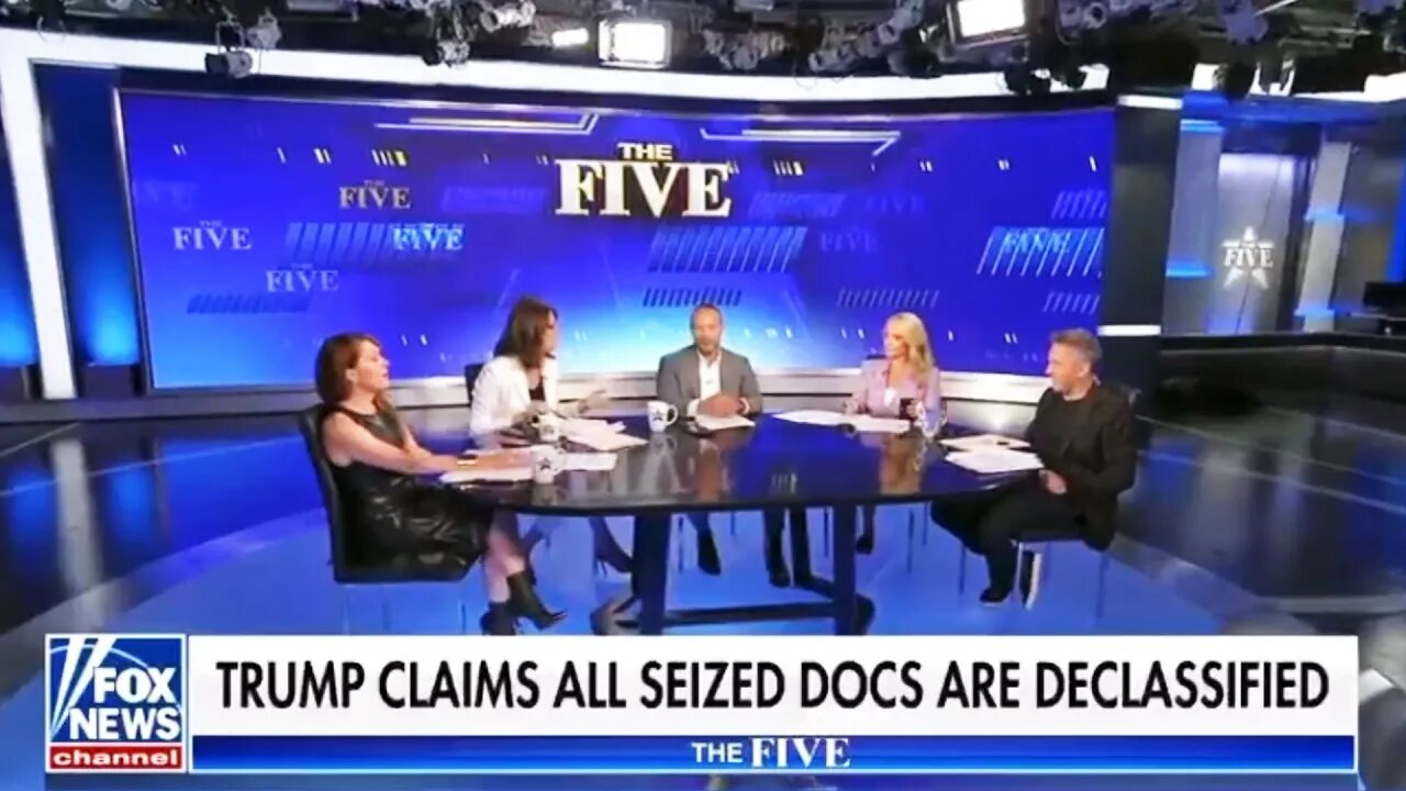 Single Democrat Easily Crushes 4 Fox News Clowns at Once