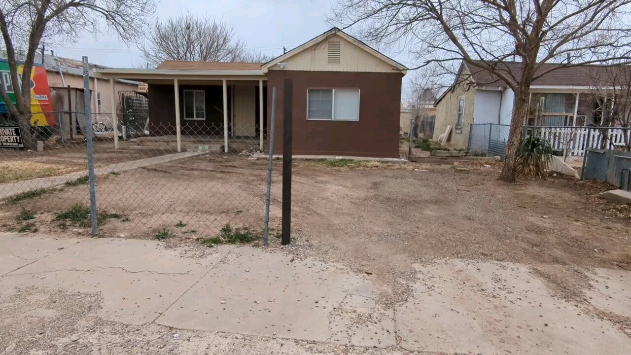 ***NOT AVAILABLE** 312 1/2 East Albuquerque St. Roswell NM