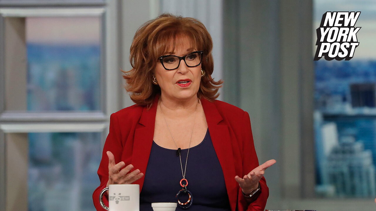 Joy Behar's bra mishap stops 'The View'