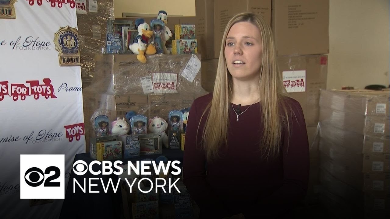 Widow of slain NYPD officer makes surprise donation CBS New York