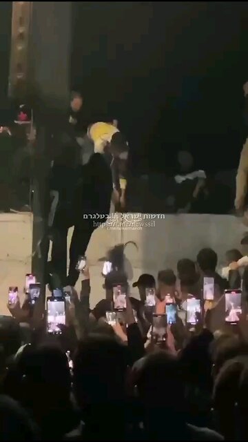 Meanwhile in the West Bank - Innocent Palestinians lynching and hanging other Palestinians