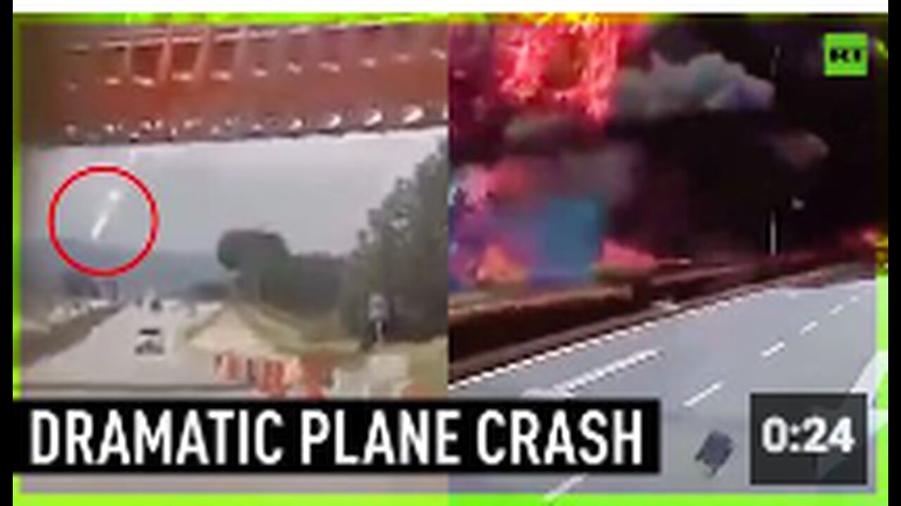 Many deaths after aircraft crashes into highway