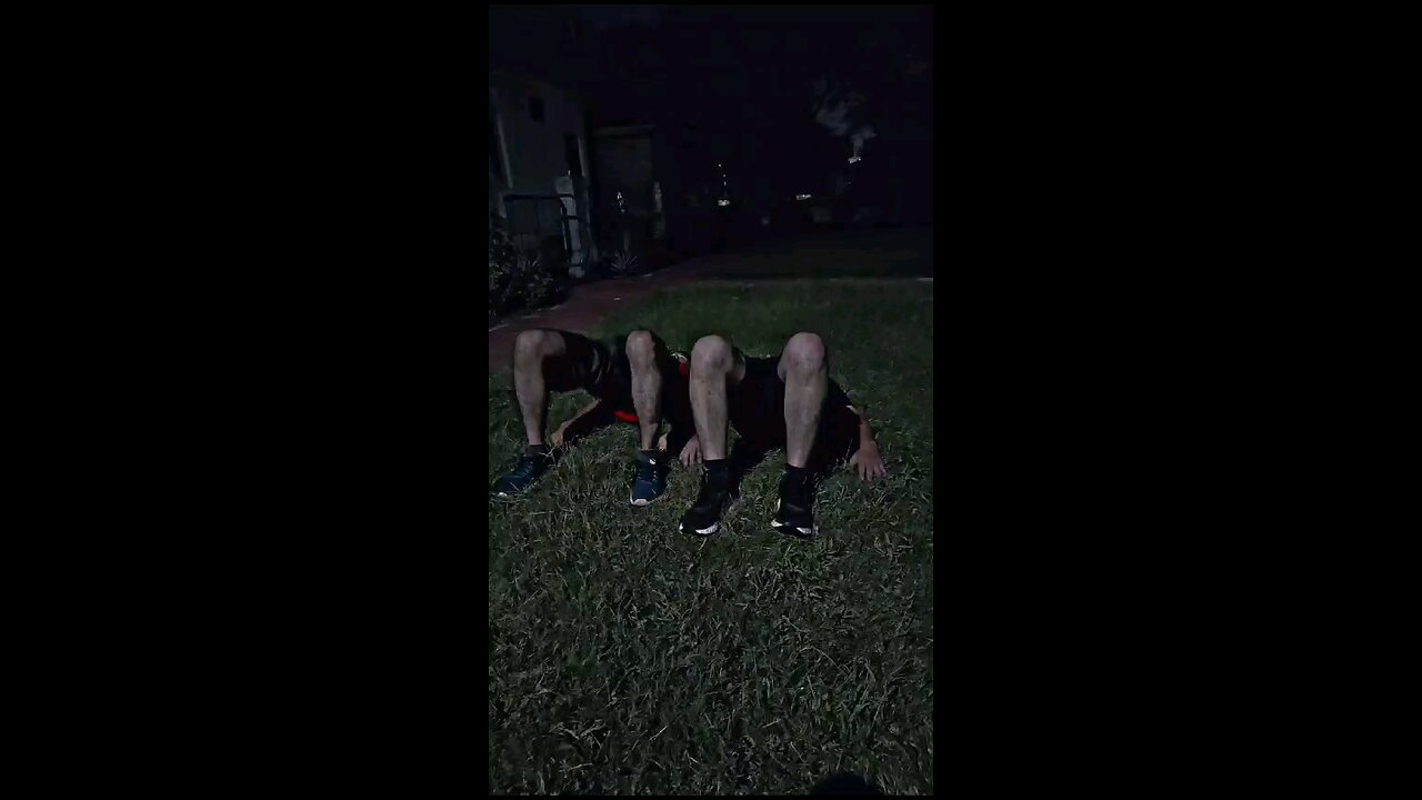 skinny guy doing best 💯👍 must be exprenced 👁️👄👁️