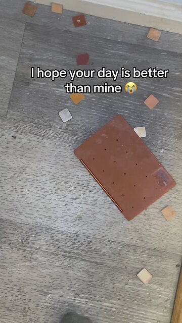 My sunset @Natasha Denona palette fell 😭😭😭😭 #makeup #girlie #nightmere #beauty #fashion #sephora