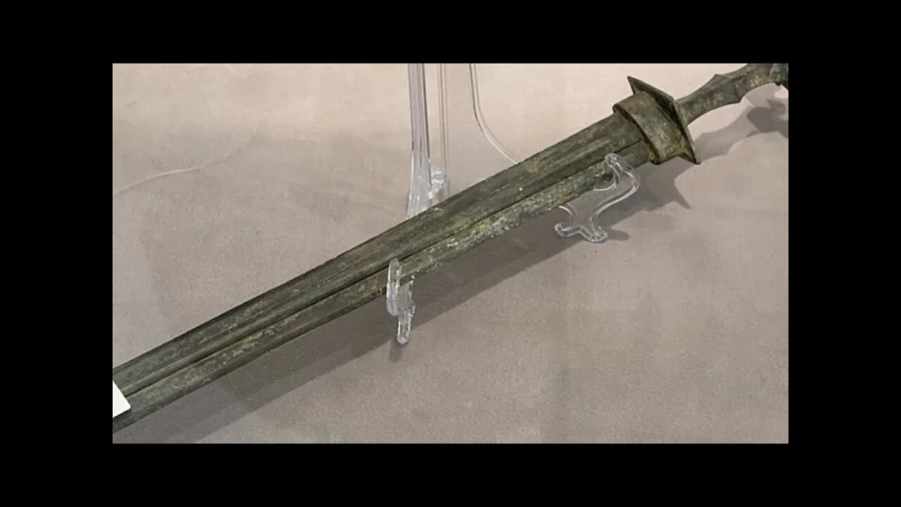 중국청동기 다뉴세문경 비파형도검 팔두령 이두령 홍산문롸 은나라 제사도구 박물관 구리거울 요하문명