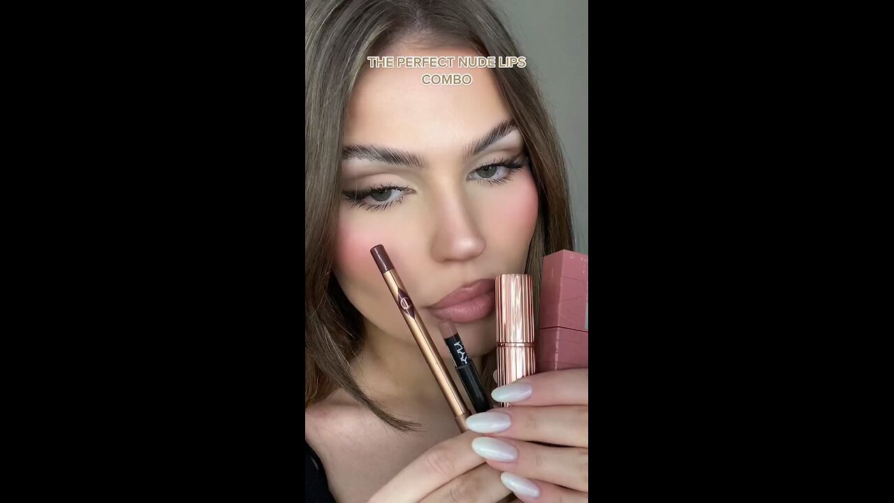 Perfect nude lips