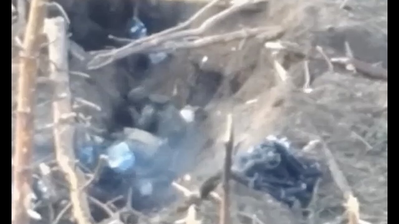 HERO! Russian soldier alone kills three Ukrainian militants and takes three prisoners!