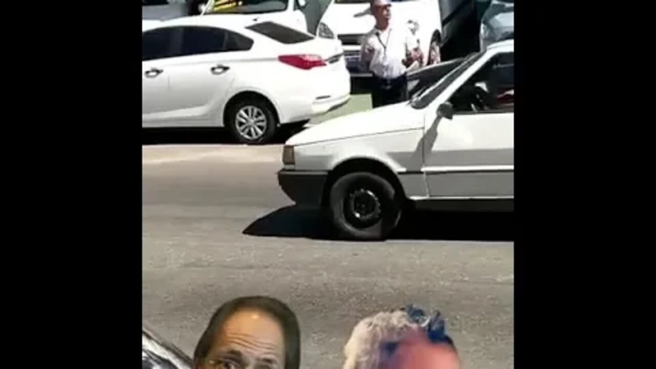 PITBULL TA PIXTA Atravessar a rua: tarefa simples? ( MEME ) DICA COMO ATRAVESSAR A RUA RJ !! VIRAL !