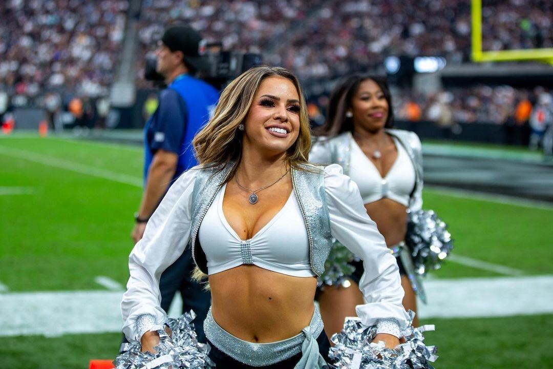 Raiderettes Raider Game Day 🤍🖤 Las Vegas Raiders NFL Football