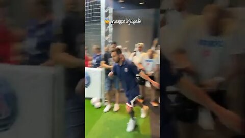 Messi vs Goleiro Robo quem ganha?😱 #shorts #messi