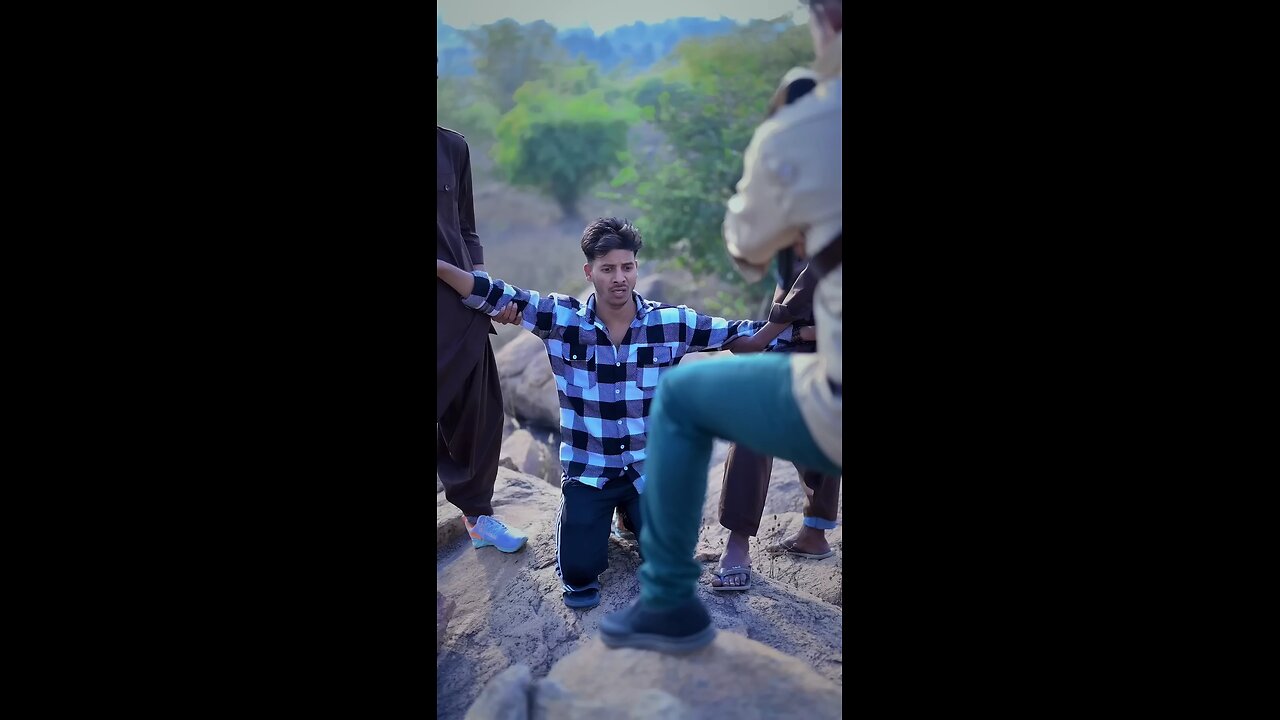 Kalyug_ka_Sholay😇-#funnyvideo_#funny_#shorts(1080p60)