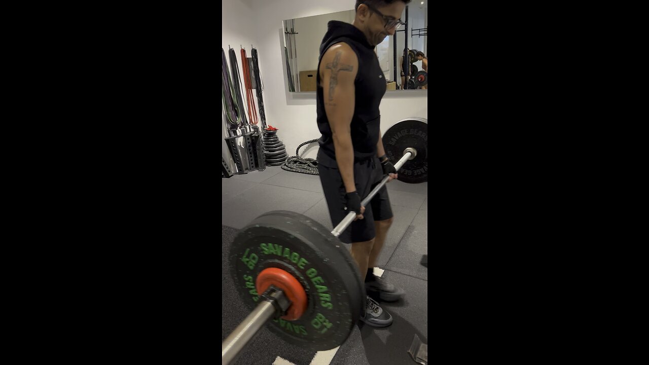 Bent Over Row (Set) 55 kg - 85 % of body Weight