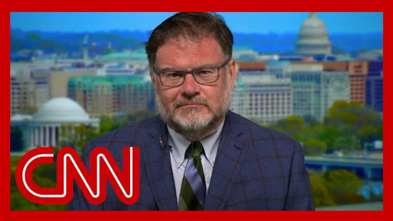 Ex-Fox employee predicts Tucker Carlson's next move