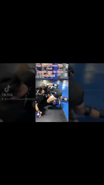 Jab Cross Hook to Double to Arm Triangle