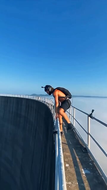 Sky diving is a highly perilous pursuit, but many individuals view it as an exciting adventure.😎