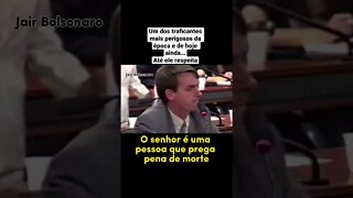 Não se deixe enganar… @Jair Bolsonaro é um cara de fibra e honesto