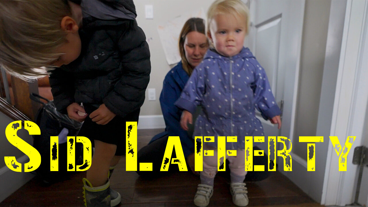 Rainy Day Adventures with Leo and Beth. Daily Family Vlog #489