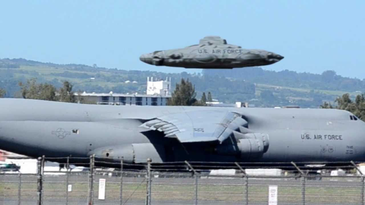 President Carter Ordered U.S. Airforce UFO to Fly Over Freeway