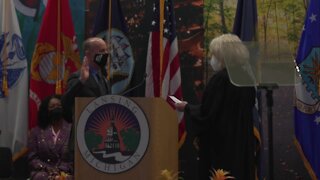 Mayor Andy Schor is sworn into his second term