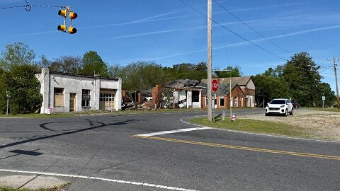 Walk and talk tour of the Norman, NC, town center - Small Towns - Cities - Vlogging America