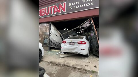 Car Crashes Into North Fabutan Location - May 3, 2022 - Micah Quinn
