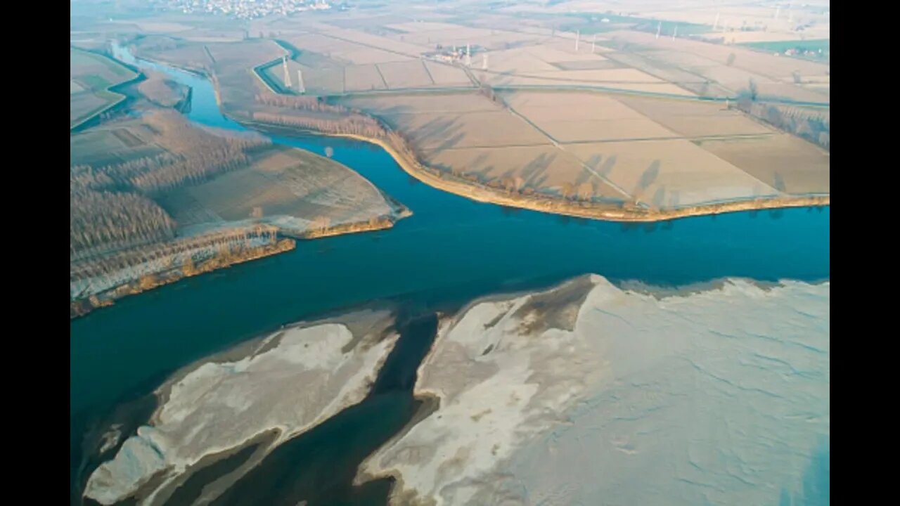 Italy's River Po drought. Italy declares state of emergency in five regions over drought