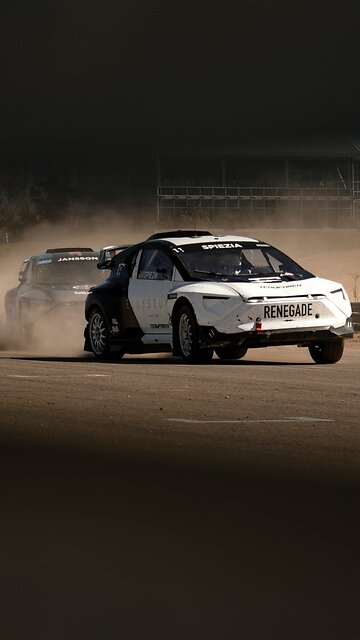 Flying cars, flying parts 🪽