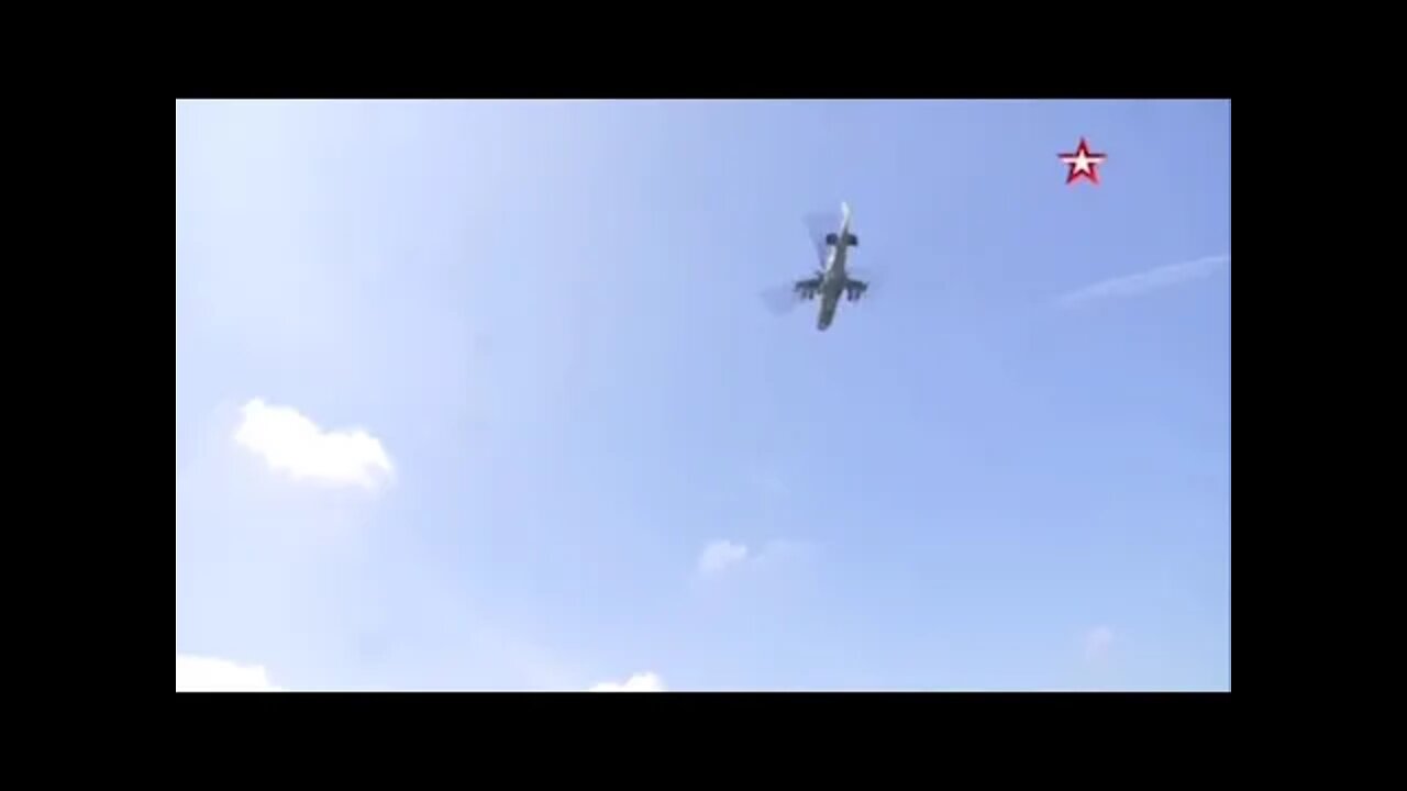 Russian Ka-52 & Mi-8AMTSh Attack Helicopters Providing Overwatch For Russian Forces In Ukraine!