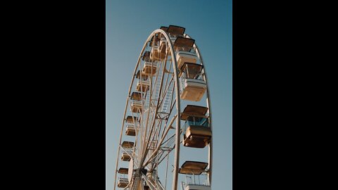 Kid Passes Out on an Amusement Park Ride, Kennewick Washington