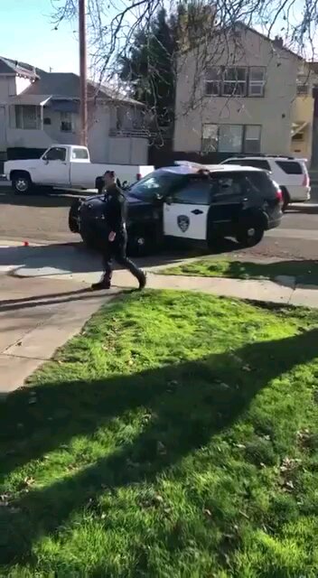 Cop arrests vet who was filming an unlawful stop. Vet later sues police department