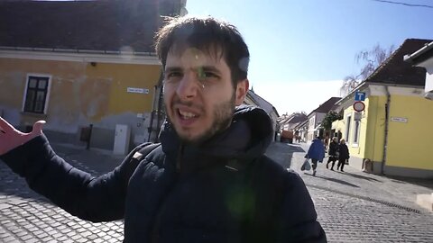 SHOCKINGLY Good Hungarian Seafood! 🇭🇺 Szentendre Hungary Food