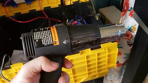 Helping hands the easiest way to use heatsinks wire connectors.