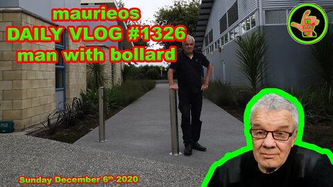 maurieos DAILY VLOG #1326 man with bollard