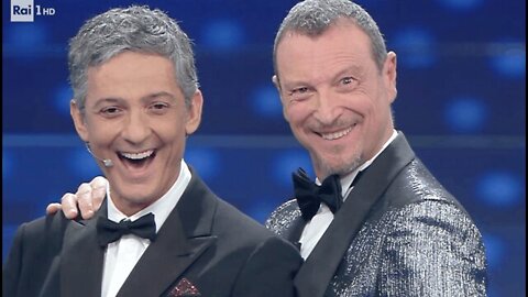 MI RACCOMANDO APPLAUDITE GLI STRONZI DI SAN REMO...ELISEO BONANNO