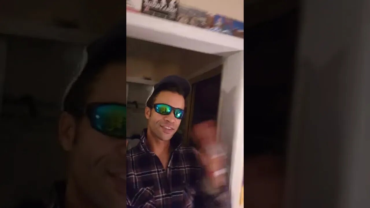 Billy is back. Say cheese for the 📷 camerA 2022