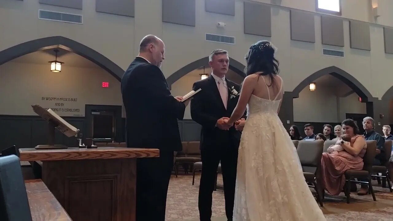 Mr & Mrs Jon & Jessi Glynn